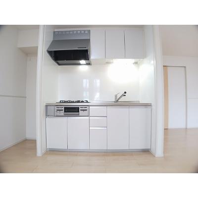 エバーグリーン 202【管理NO：1-024538201-02020】 ★家具家電は申し込み後に搬入します 2026年08月上旬入居可能の物件画像
