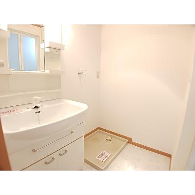 ファミール松坂 301【管理NO：1-012651101-03010】 ★家具家電は申し込み後に搬入します★ ★2026年11月中旬入居可能★の物件画像