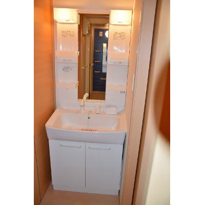 プリムローズ・Ｕ 102【管理NO：1-016656701-01020】 ★家具家電は申し込み後に搬入しますの物件画像