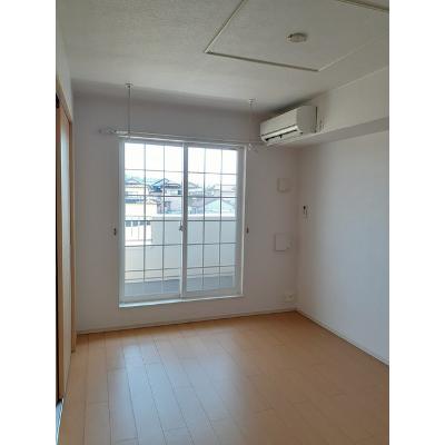 Ｓｕｎｒｉｓｅ　Ｙ 201【管理NO：1-018902201-02010】 ★家具家電は申し込み後に搬入します 2026年10月中旬入居可能の物件画像