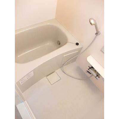 グラードⅢ 101【管理NO：1-020912801-01010】 ★家具家電は申し込み後に搬入します 2026年09月上旬入居可能の物件画像