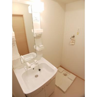 サザン京央 802【管理NO：1-016466801-08020】 ★家具家電は申し込み後に搬入します★ ★2026年08月下旬入居可能★の物件画像