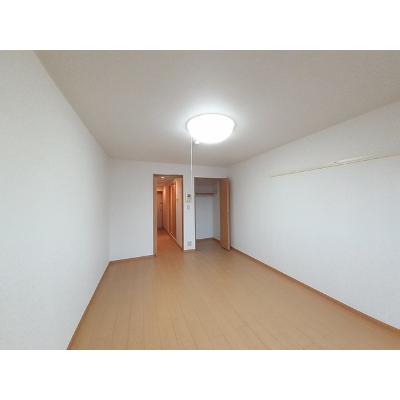 アドラブール 303【管理NO：1-012719101-03030】 ★家具家電は申し込み後に搬入します★の物件画像