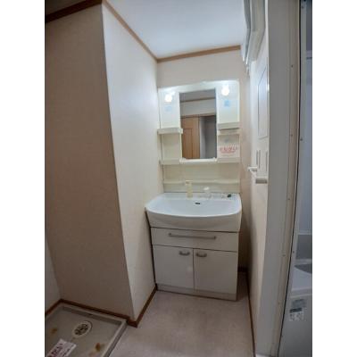 プラシードⅠ 203【管理NO：1-013325801-02030】 ★家具家電は申し込み後に搬入します 2026年08月下旬入居可能の物件画像