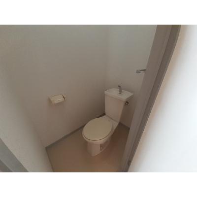 エルダー佐々木２ 101【管理NO：1-003166101-01010】 ★家具家電は申し込み後に搬入します★の物件画像