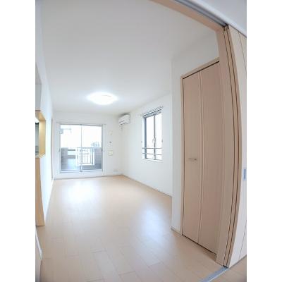 グラシア 303【管理NO：1-018561501-03030】 ★家具家電は申し込み後に搬入します 2026年08月下旬入居可能の物件画像