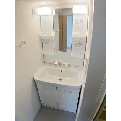 グラシア 303【管理NO：1-018561501-03030】 ★家具家電は申し込み後に搬入します 2026年08月下旬入居可能の物件画像