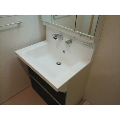 グランユニゾン 105【管理NO：1-019862601-01040】 ★家具家電は申し込み後に搬入します★ ★2026年09月中旬入居可能★の物件画像