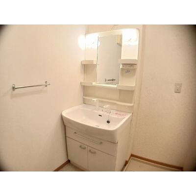 ファシネイション春日Ⅰ 103【管理NO：1-012910401-01030】 ★家具家電は申し込み後に搬入します★ ★2026年09月中旬入居可能★の物件画像
