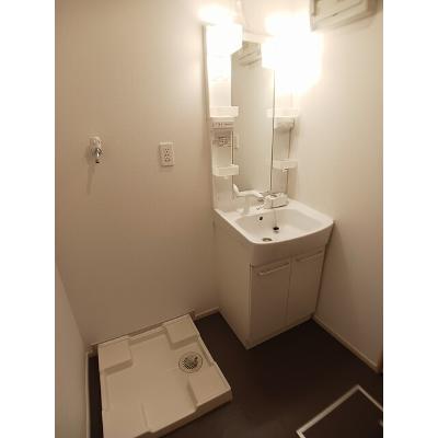 エレガント高松Ⅱ 201【管理NO：1-018039901-02010】 ★家具家電は申し込み後に搬入します★の物件画像