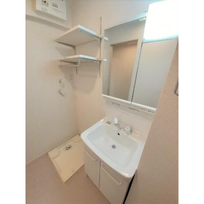 ボンヌール　Ⅰ 102【管理NO：1-026684901-01020】 ★家具家電は申し込み後に搬入します★の物件画像