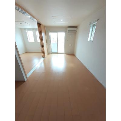 シャネル　アイ 201【管理NO：1-020186701-02010】 ★家具家電は申し込み後に搬入します★ ★2026年09月上旬入居可能★の物件画像