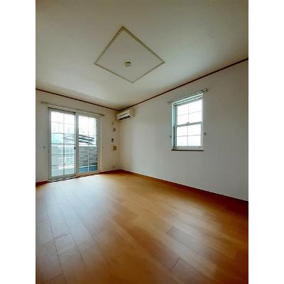 Ｓｅｒｅｎｏ　Ｕｎｏ　Ａ 101【管理NO：1-013251501-01010】 ★家具家電は申し込み後に搬入します★の物件画像