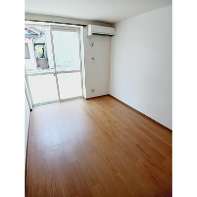 ソレアード　高岡 102【管理NO：1-011523501-01020】 ★家具家電は申し込み後に搬入します★の物件画像