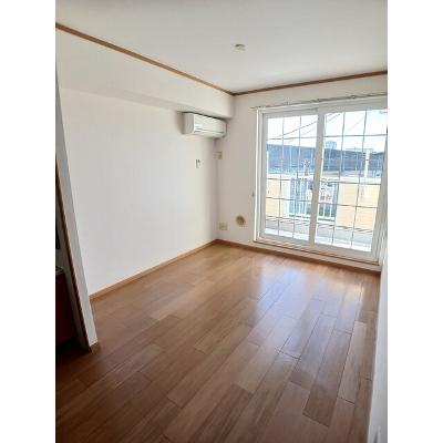 グランドゥールＫ 202【管理NO：1-011782101-02020】 ★家具家電は申し込み後に搬入します★の物件画像