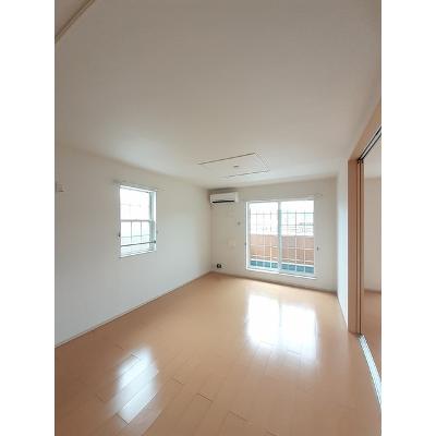 エコールⅠ 205【管理NO：1-017412201-02040】 ★家具家電は申し込み後に搬入します 2026年08月上旬入居可能の物件画像