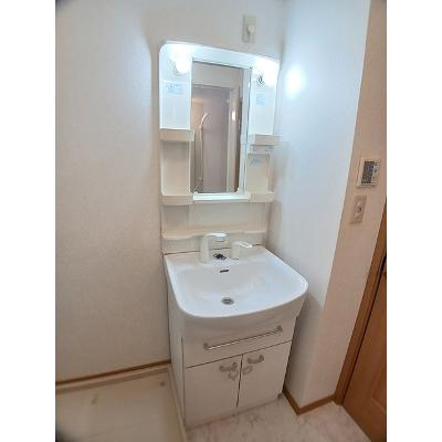ユートピアＫＦ　Ｃ 102【管理NO：1-012474501-01020】 ★家具家電は申し込み後に搬入します★ ★2026年10月上旬入居可能★の物件画像