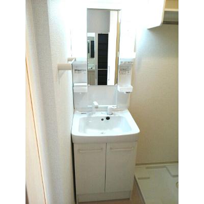 カーサ・ボナール　Ｂ 103【管理NO：1-020102602-01030】 ★家具家電は申し込み後に搬入します★の物件画像