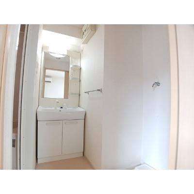 ラインハイム足立山Ｄ 101【管理NO：1-016872104-01010】 ★家具家電は申し込み後に搬入します★の物件画像