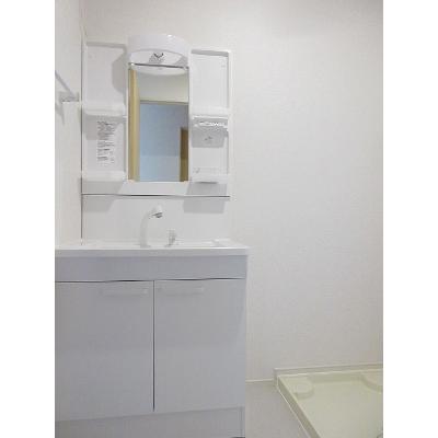 エヴァーグリーン仁比山　Ⅰ 202【管理NO：1-023749501-02020】 ★家具家電は申し込み後に搬入します★ ★2026年08月下旬入居可能★の物件画像