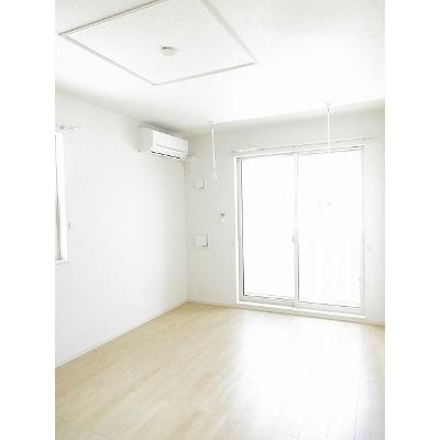 カレント　Ⅰ 104【管理NO：1-023190901-01040】 ★家具家電は申し込み後に搬入します★ ★2026年09月中旬入居可能★の物件画像