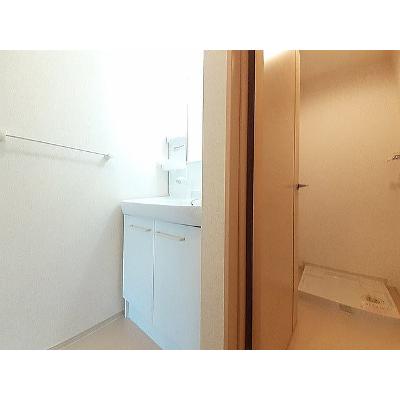 プリムラ 203【管理NO：1-019221202-02030】 ★家具家電は申し込み後に搬入します★ ★2026年09月上旬入居可能★の物件画像