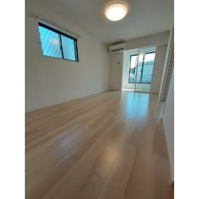 すみれ　ビューティー 101【管理NO：1-025732101-01010】 ★家具家電は申し込み後に搬入します★ ★2026年08月下旬入居可能★の物件画像