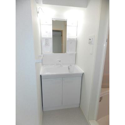 レジェンド春日 303【管理NO：1-018583501-03030】 ★家具家電は申し込み後に搬入します 2026年08月下旬入居可能の物件画像