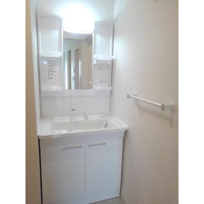 ゼファー川原崎 204【管理NO：1-023889601-02040】 ★家具家電は申し込み後に搬入します★の物件画像