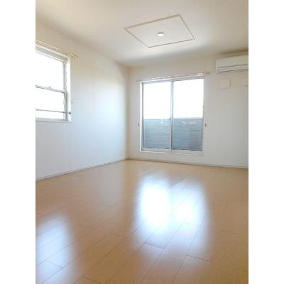 アメシスト 204【管理NO：1-017716901-02040】 ★家具家電は申し込み後に搬入します 2026年09月中旬入居可能の物件画像