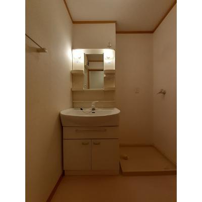 カミーリアＢ 103【管理NO：1-013324002-01030】 ★家具家電は申し込み後に搬入します 2026年08月下旬入居可能の物件画像