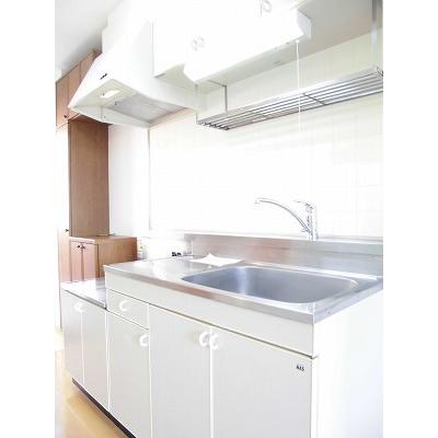 重陽ハイツ 201【管理NO：1-007430801-02010】 ★家具家電は申し込み後に搬入します★ ★2026年08月下旬入居可能★の物件画像