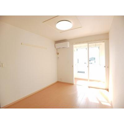 キャンディタフト 101【管理NO：1-016395501-01010】 ★家具家電は申し込み後に搬入します 2026年09月上旬入居可能の物件画像