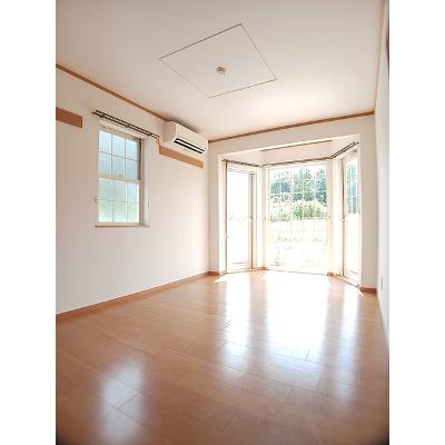 天王森　Ⅱ 101【管理NO：1-011649901-01010】 ★家具家電は申し込み後に搬入します★の物件画像