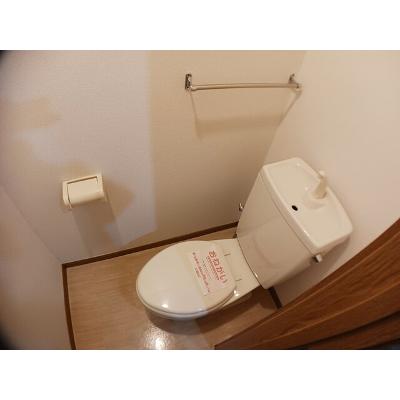 シャロ－ゼＩ 205【管理NO：1-010229401-02040】 ★家具家電は申し込み後に搬入します★の物件画像