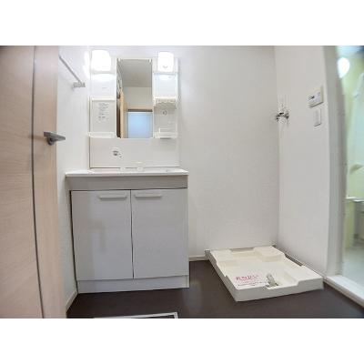 グランツ 203【管理NO：1-020417001-02030】 ★家具家電は申し込み後に搬入します★の物件画像