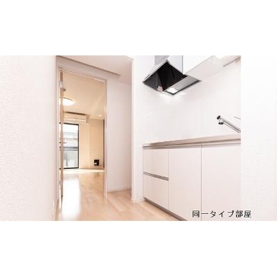 ヒカルサ四日市東阿倉川 202【管理NO：1-028498301-02020】 ★家具家電は申し込み後に搬入します★ ★2026年10月下旬入居可能★の物件画像