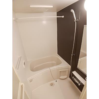 エバーローレル 201【管理NO：1-023404501-02010】 ★家具家電は申し込み後に搬入します★の物件画像
