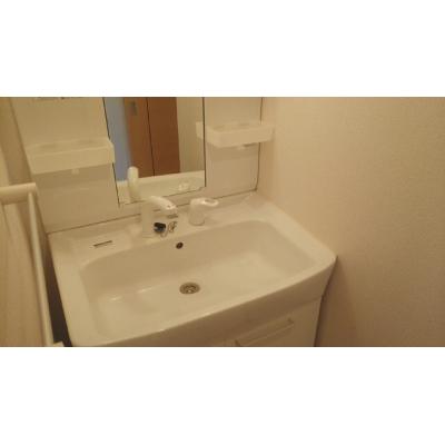 ラフレシール 202【管理NO：1-015658401-02020】 ★家具家電は申し込み後に搬入します 2026年08月下旬入居可能の物件画像
