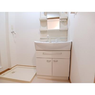 シルバーライニングＡ 102【管理NO：1-014812001-01020】 ★家具家電は申し込み後に搬入します★の物件画像
