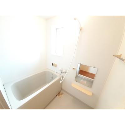 エスポワ－ル 204【管理NO：1-012299001-02040】 ★家具家電は申し込み後に搬入します★の物件画像