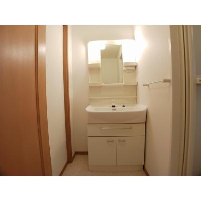 アンジュ 101【管理NO：1-014928501-01010】 ★家具家電は申し込み後に搬入します★の物件画像