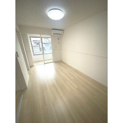 グラース 102【管理NO：1-028253801-01020】 ★家具家電は申し込み後に搬入します★ ★2026年08月下旬入居可能★の物件画像