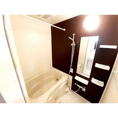 プレミアムハウス郡山 102【管理NO：1-023925801-01020】 ★家具家電は申し込み後に搬入します★の物件画像