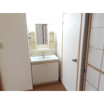 マルトⅢ 102【管理NO：1-004272701-01020】 ★家具家電は申し込み後に搬入します★ ★2026年08月下旬入居可能★の物件画像
