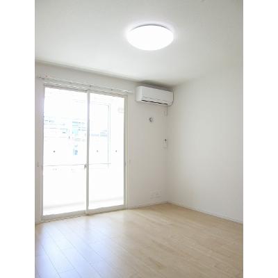 ヴィラ・プロムナード 102【管理NO：1-023170001-01020】 ★家具家電は申し込み後に搬入します★ ★2026年08月上旬入居可能★の物件画像