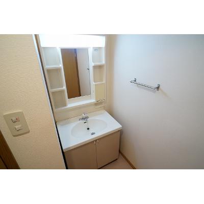 アーバンハイツ岩崎Ｃ 102【管理NO：1-009429601-01020】 ★家具家電は申し込み後に搬入します★ ★2026年10月下旬入居可能★の物件画像