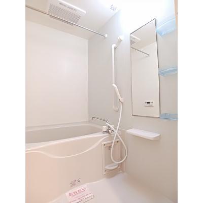 エルヴァージュ 102【管理NO：1-016838301-01020】 ★家具家電は申し込み後に搬入します★の物件画像