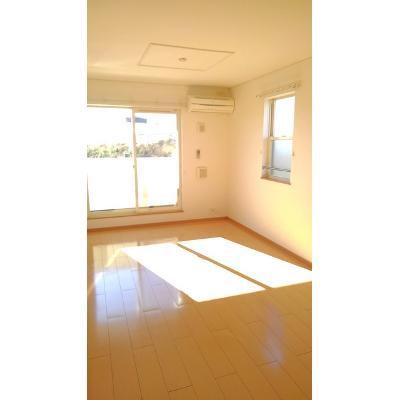 ＥＶＥＲＧＲＥＥＮ　Ｍ．Ｔ． 201【管理NO：1-014860901-02010】 ★家具家電は申し込み後に搬入します★ ★2026年08月下旬入居可能★の物件画像
