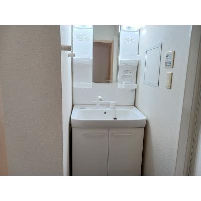 プロムナード参番館 202【管理NO：1-015483103-02020】 ★家具家電は申し込み後に搬入します★の物件画像